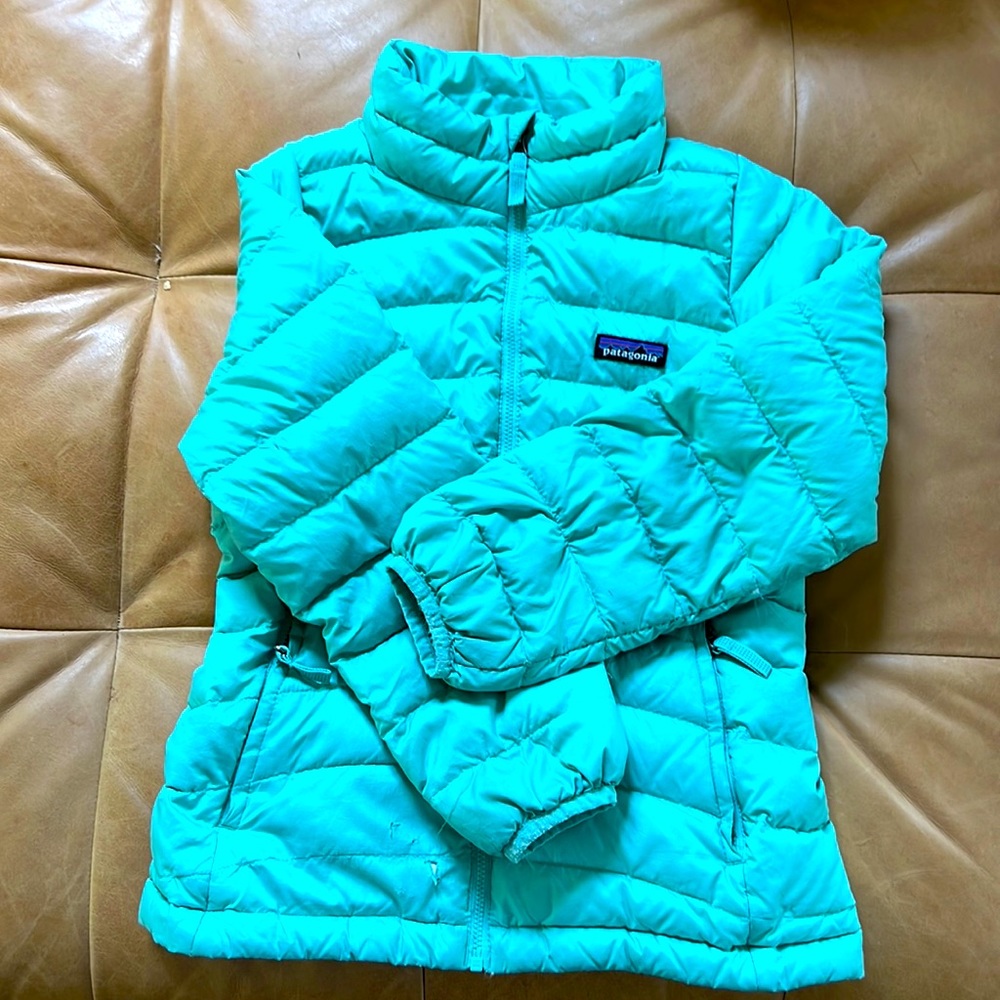 Mint green light weight puffer